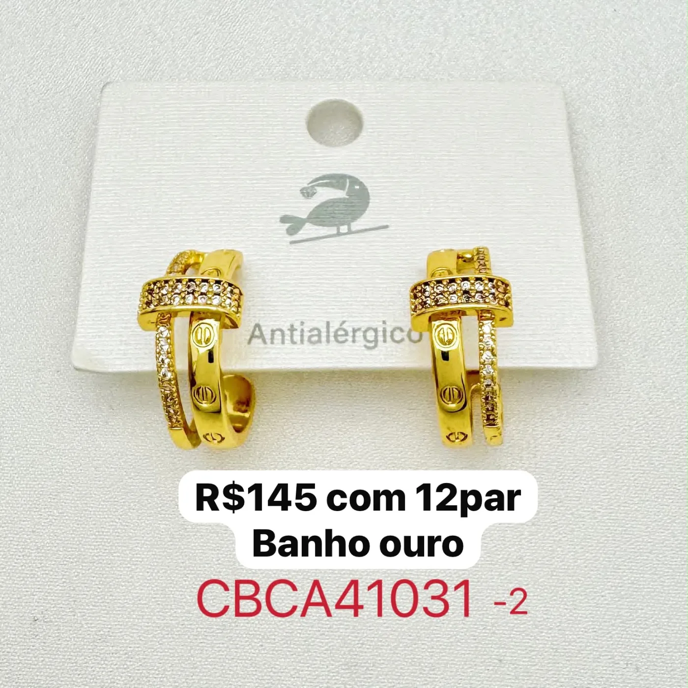 brincos argola com pedras e detalhes