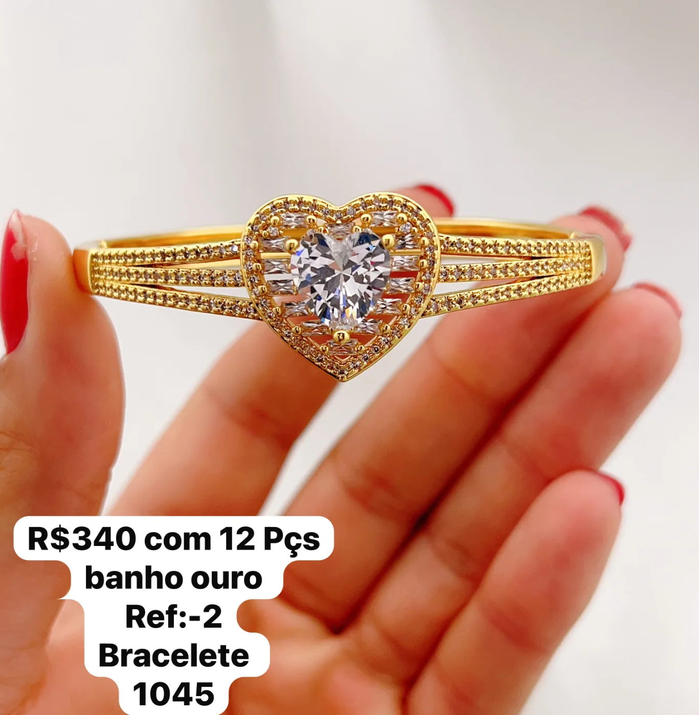 bracelete com pedra coração e banho ouro